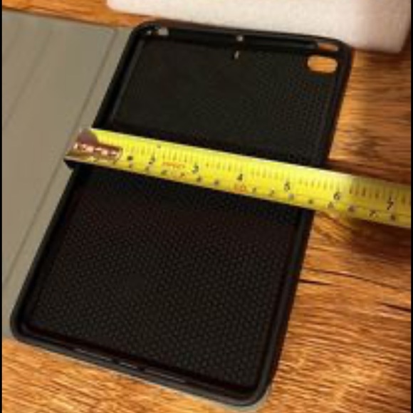 Black iPad Pro case with Bluetooth keyboard Brand New - Picture 6 of 7